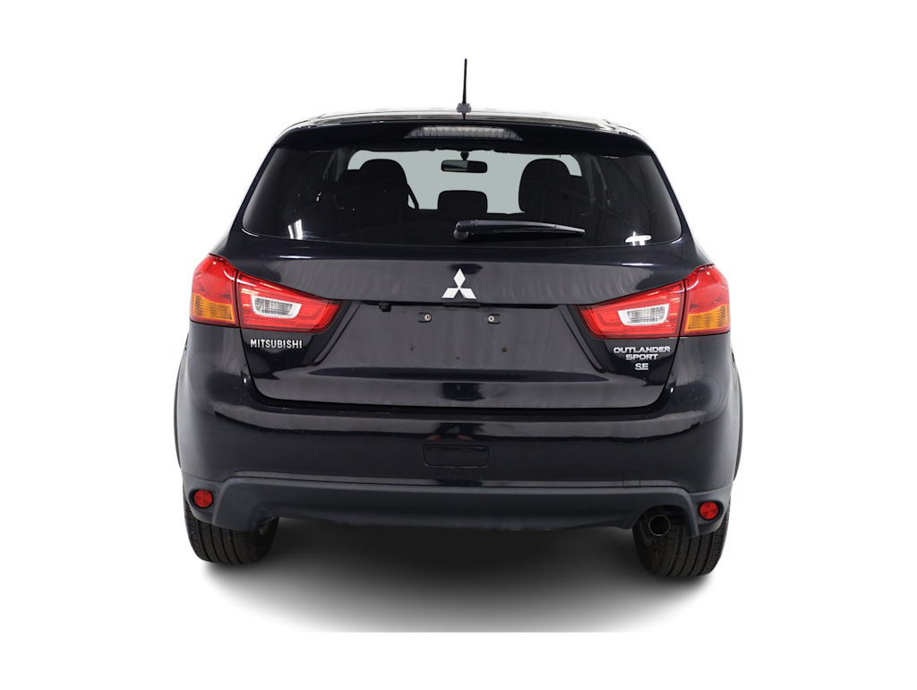 Thumbnail: 2016 Mitsubishi Outlander Sport - 5