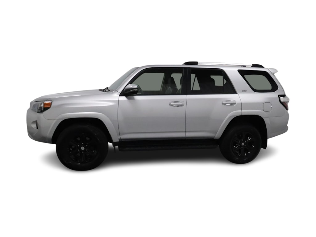 Thumbnail: 2021 Toyota 4Runner - 3