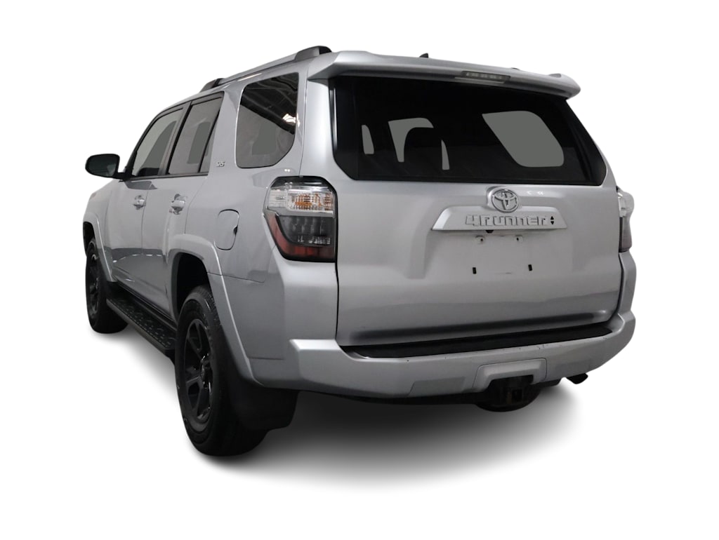 Thumbnail: 2021 Toyota 4Runner - 4