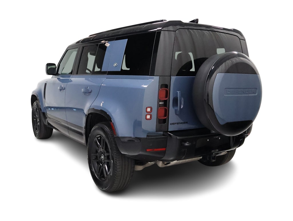 Thumbnail: 2024 Land Rover Defender - 4