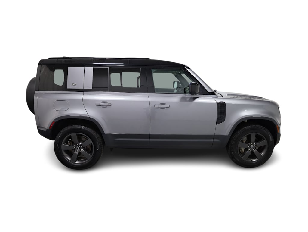 Thumbnail: 2020 Land Rover Defender - 21