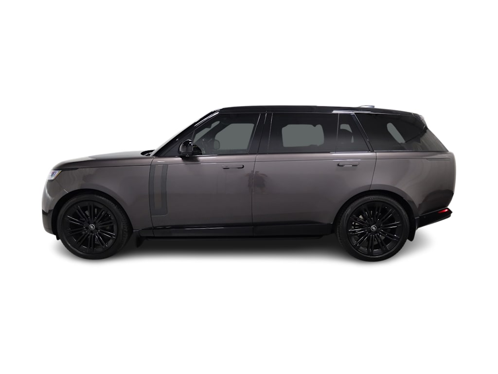 Thumbnail: 2023 Land Rover Range Rover - 3