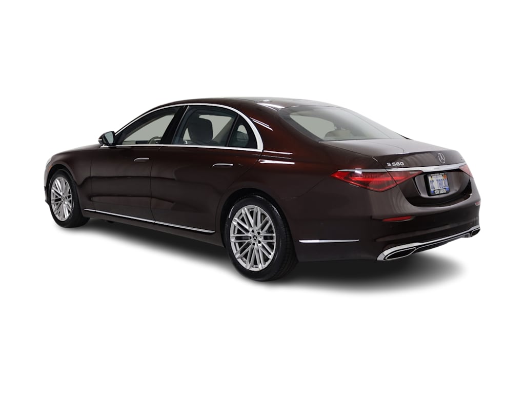 Thumbnail: 2022 Mercedes-Benz S-Class - 4