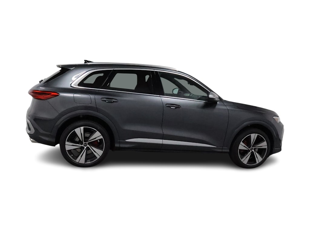 Thumbnail: 2026 Audi SQ5 - 21