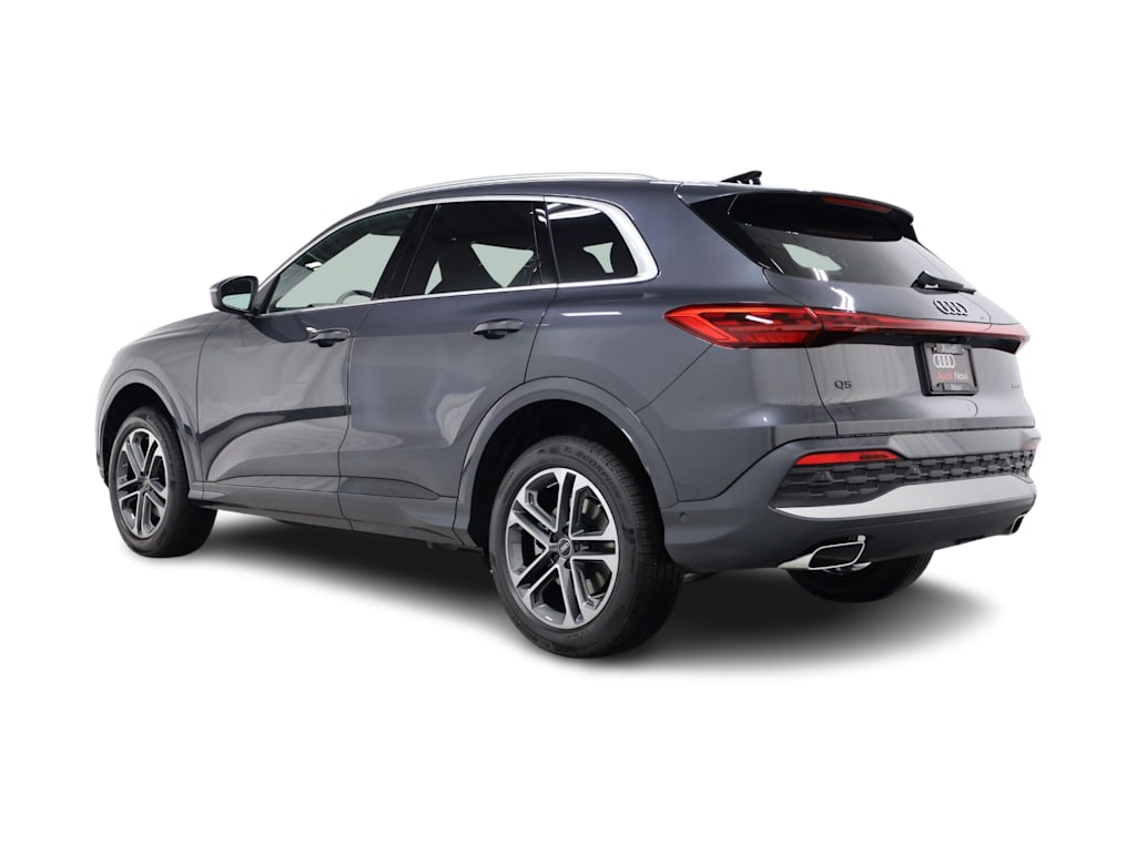 Thumbnail: 2026 Audi Q5 - 4