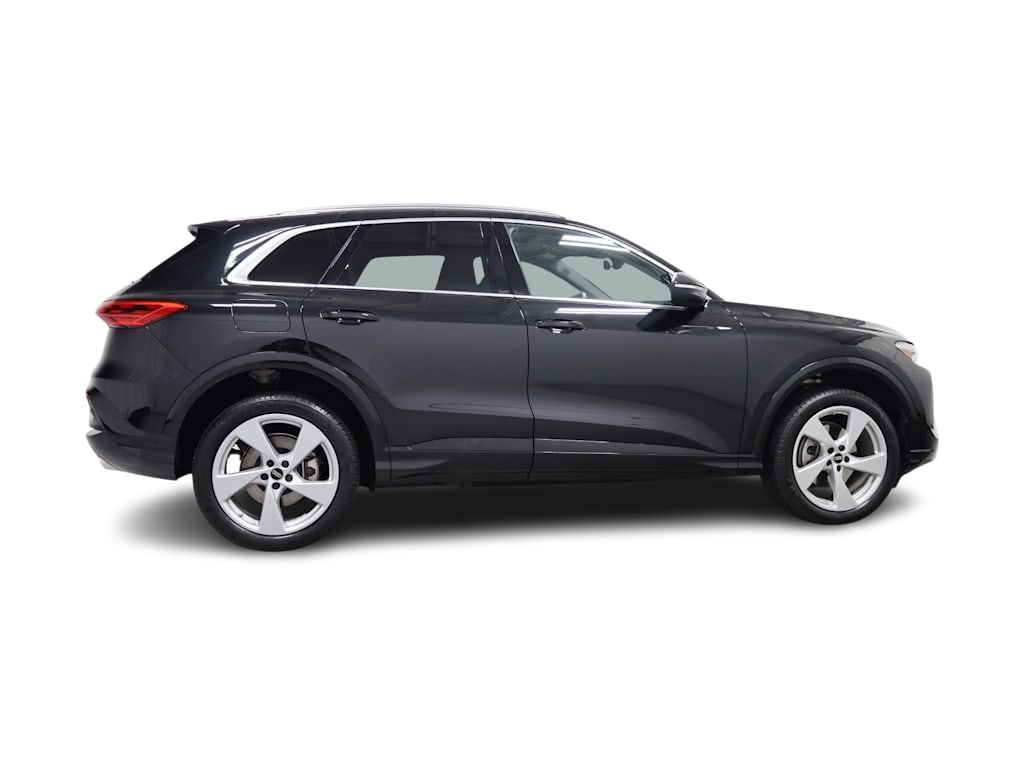 Thumbnail: 2025 Audi Q5 - 22