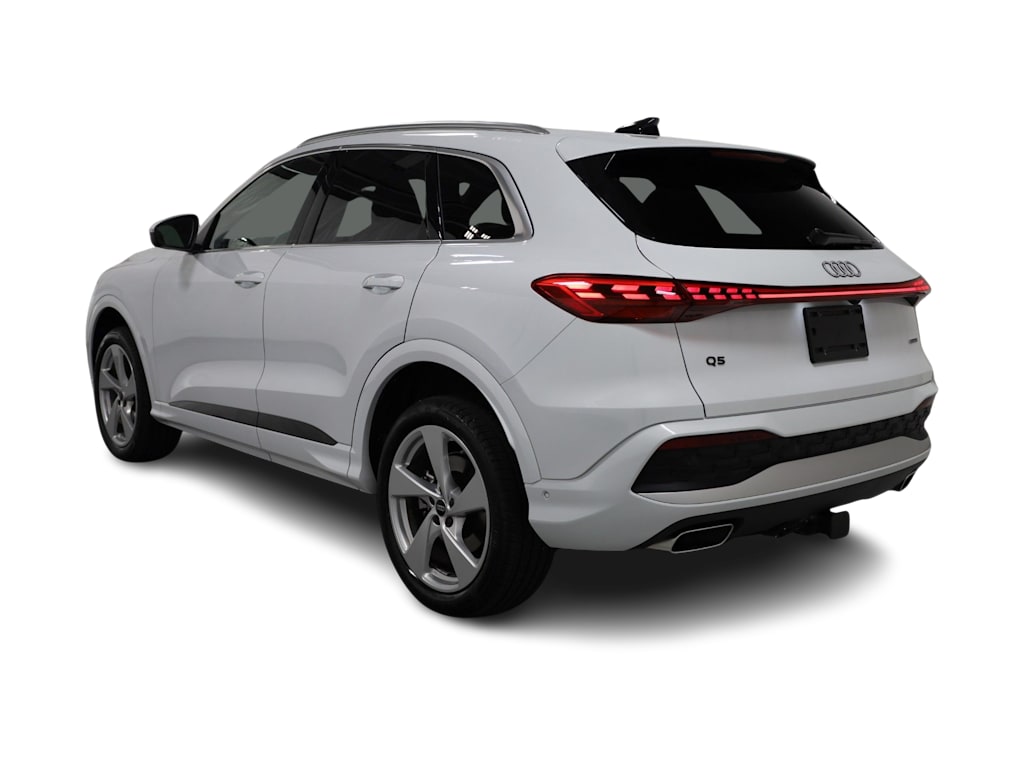 Thumbnail: 2025 Audi Q5 - 4