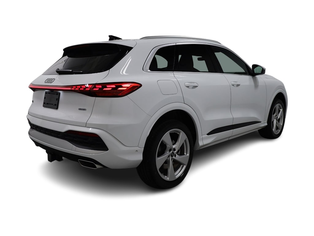 Thumbnail: 2025 Audi Q5 - 22