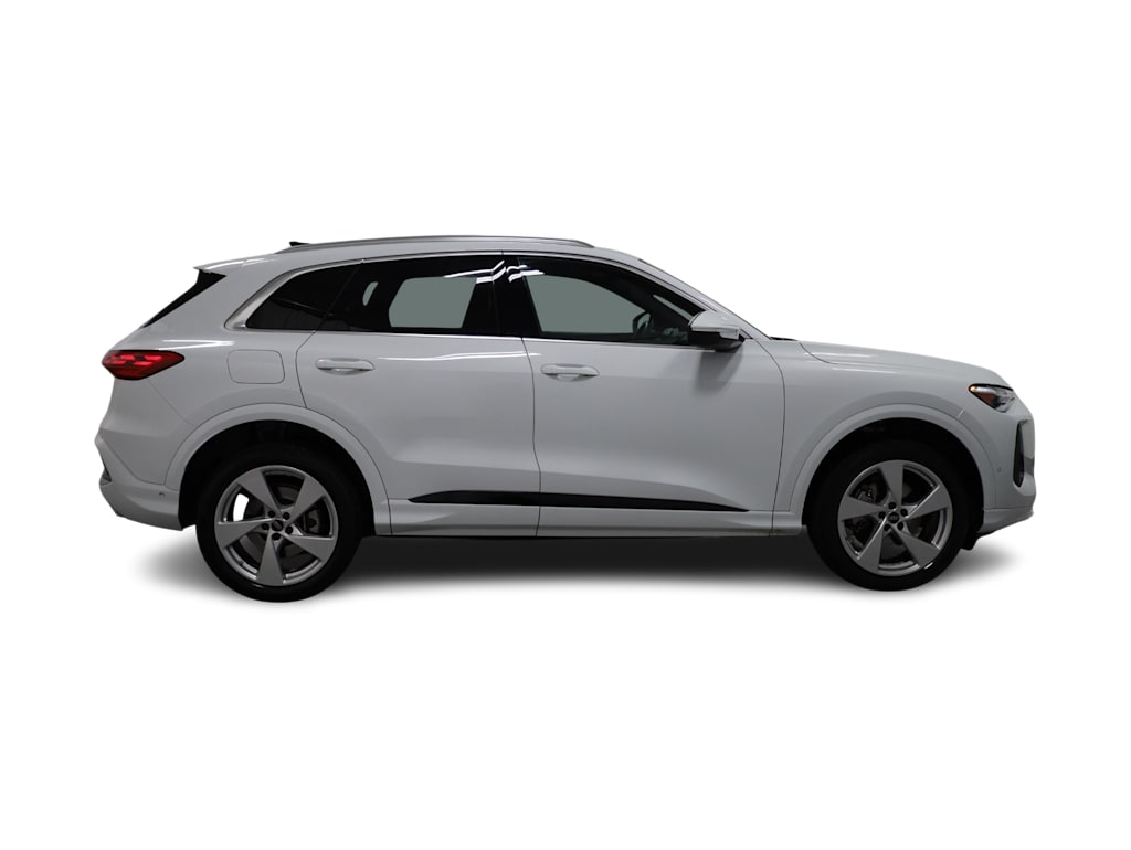 Thumbnail: 2025 Audi Q5 - 23