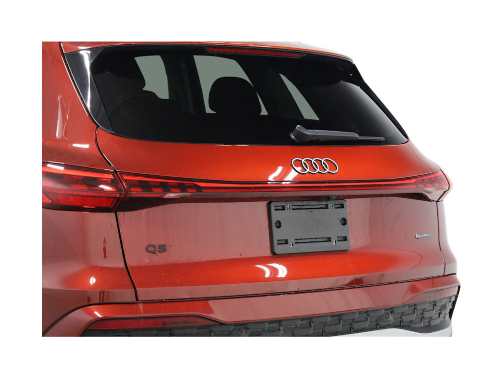 Thumbnail: 2025 Audi Q5 - 21