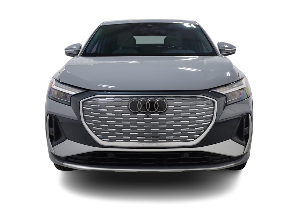 Thumbnail: 2023 Audi Q4 e-tron - 6