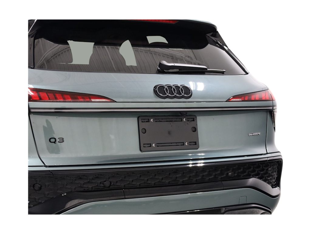 Thumbnail: 2026 Audi Q3 - 21