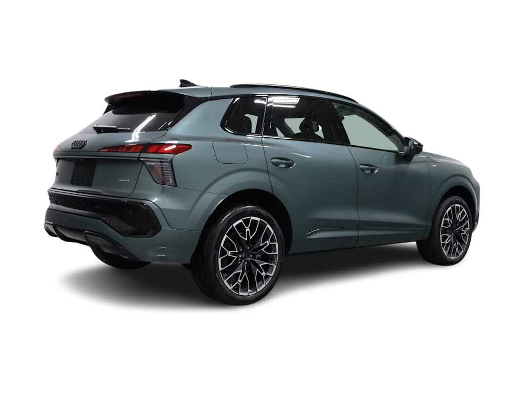 Thumbnail: 2026 Audi Q3 - 22