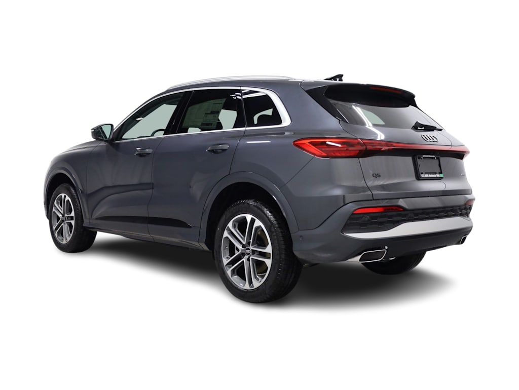 Thumbnail: 2026 Audi Q3 - 4