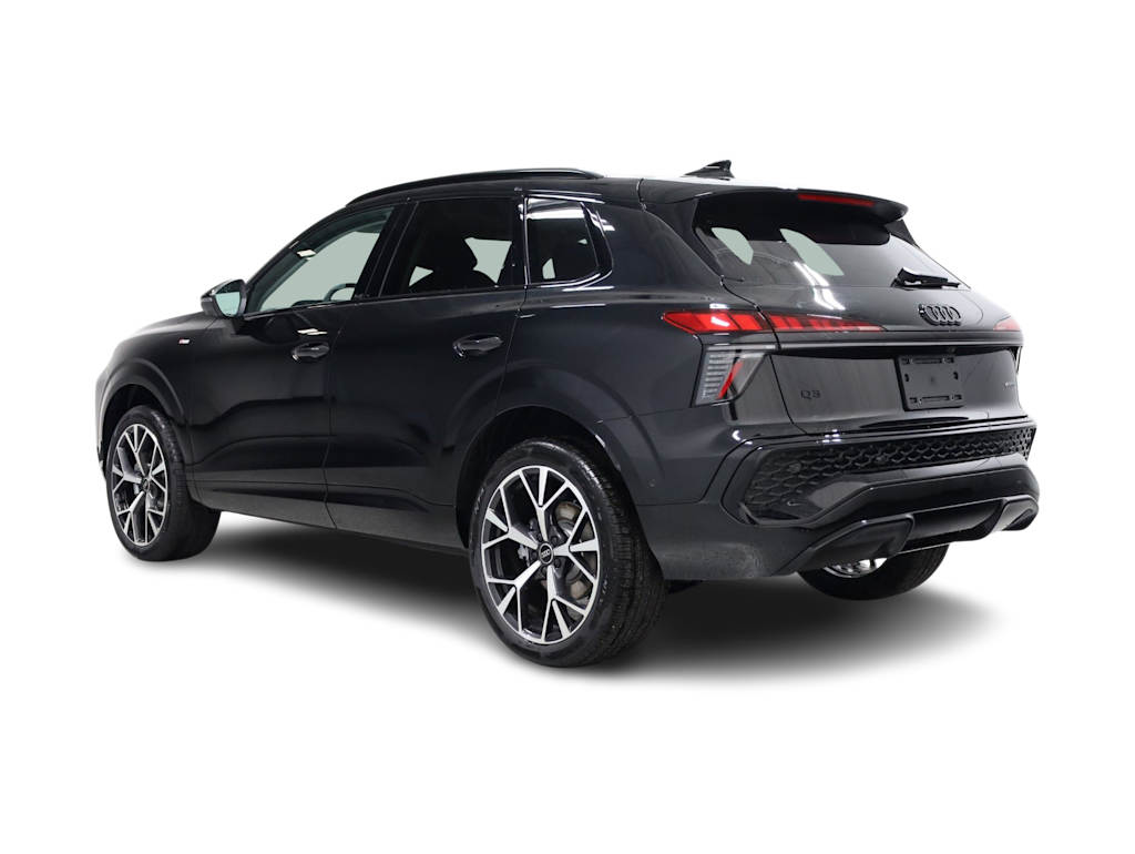 Thumbnail: 2026 Audi Q3 - 4
