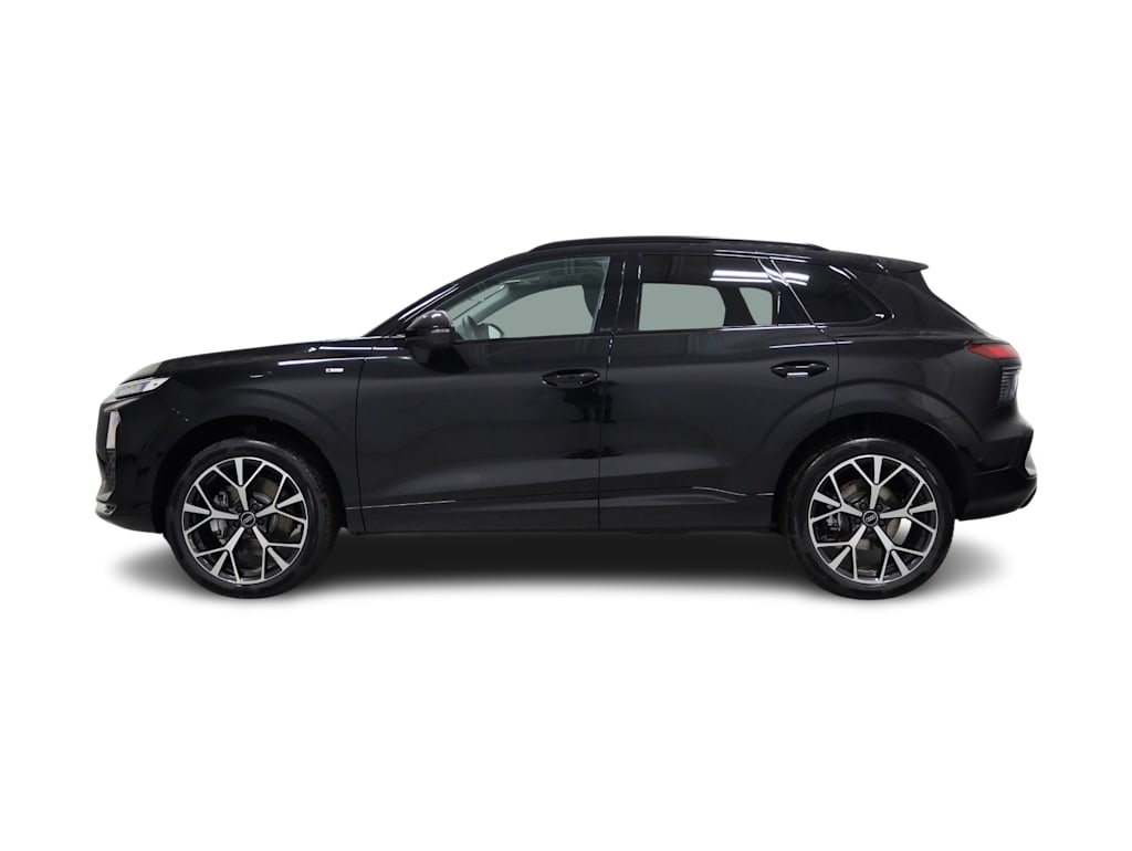 Thumbnail: 2026 Audi Q3 - 3