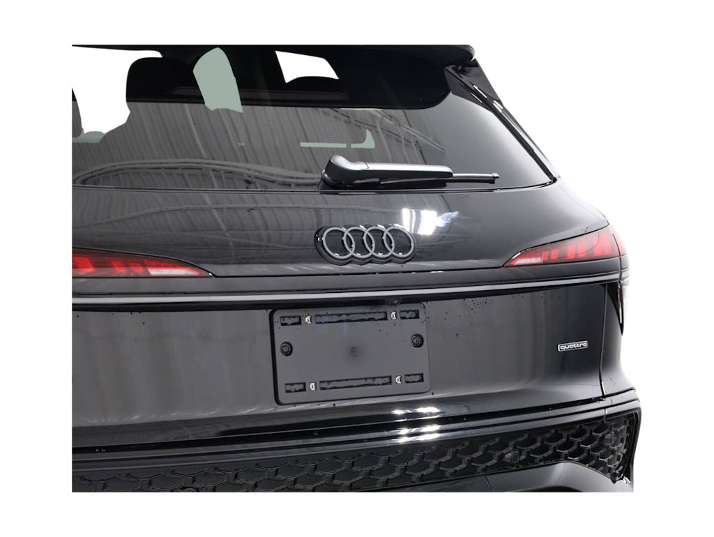 Thumbnail: 2026 Audi Q3 - 20