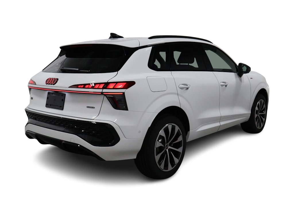 Thumbnail: 2026 Audi Q3 - 22