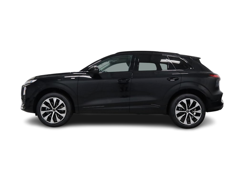 Thumbnail: 2026 Audi Q3 - 3