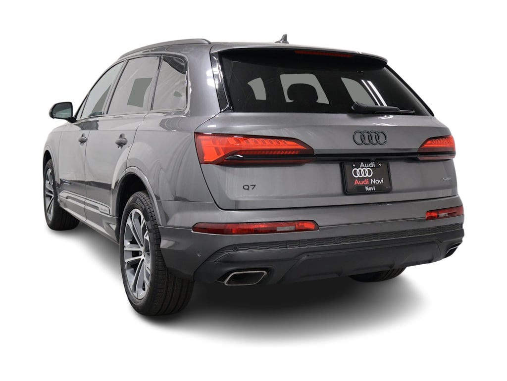 Thumbnail: 2026 Audi Q7 - 4