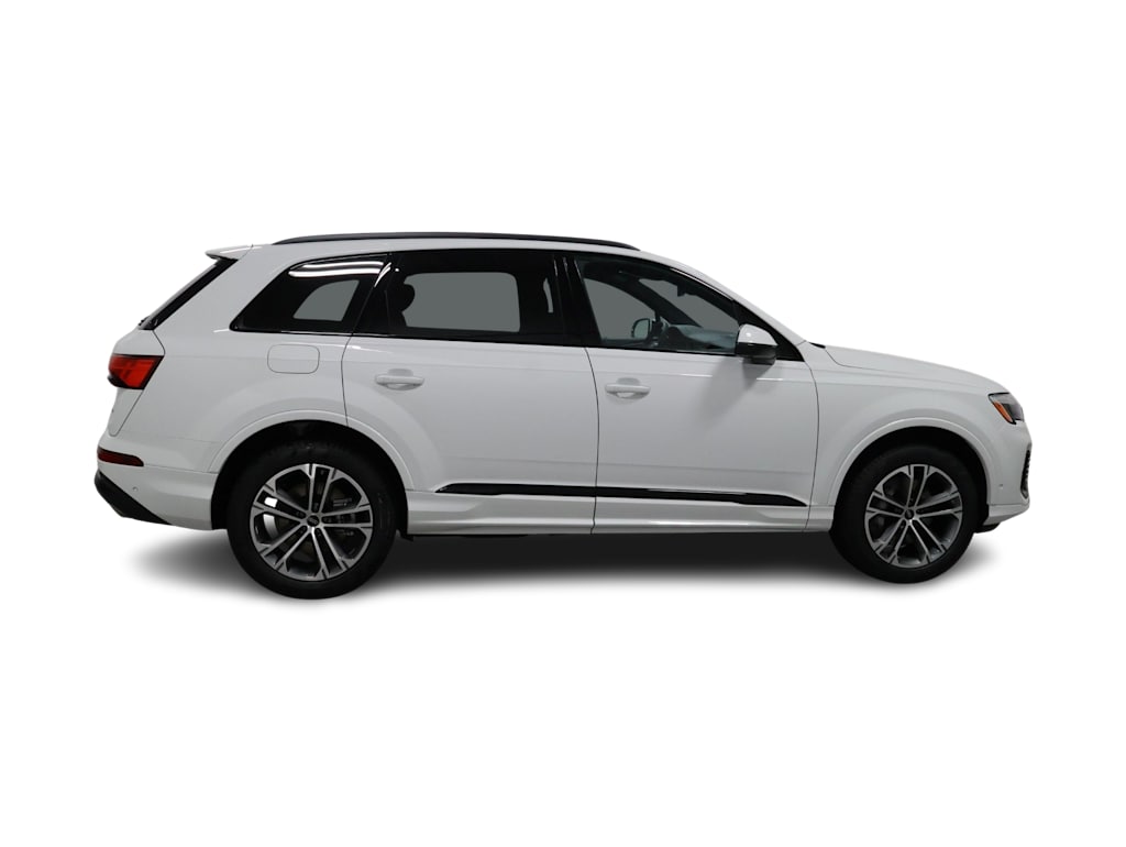 Thumbnail: 2026 Audi Q7 - 23