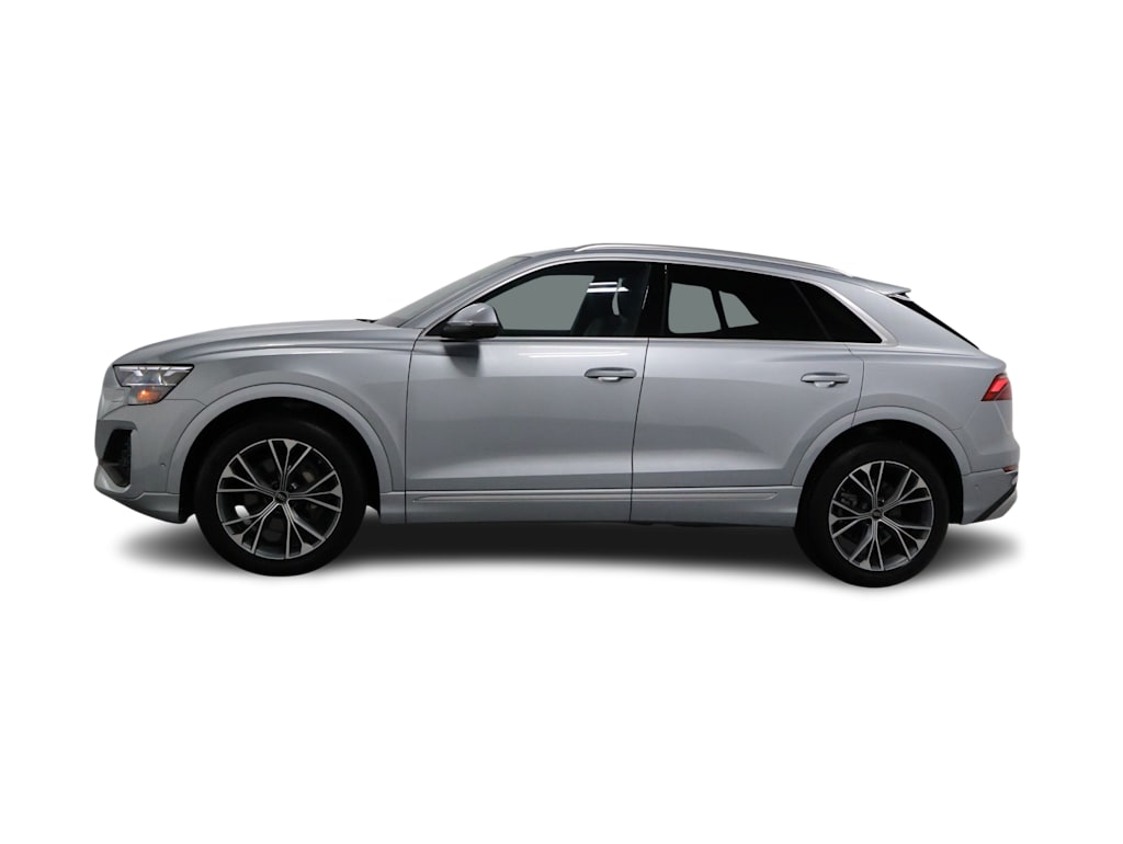 Thumbnail: 2025 Audi Q8 - 3