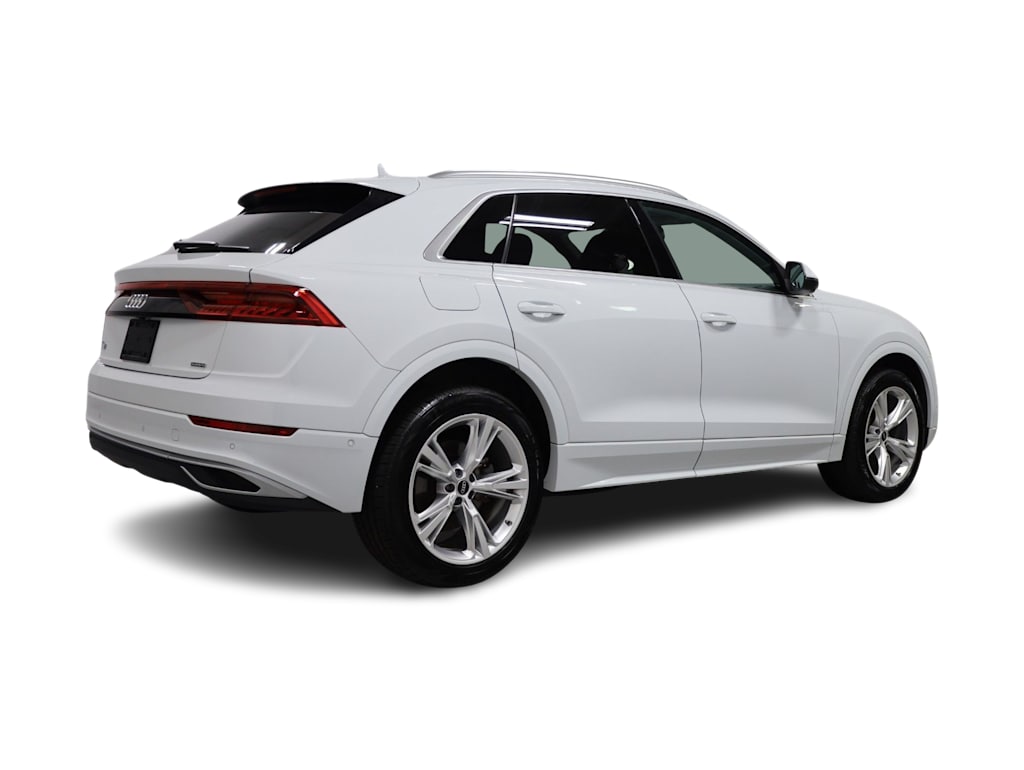 Thumbnail: 2023 Audi Q8 - 22