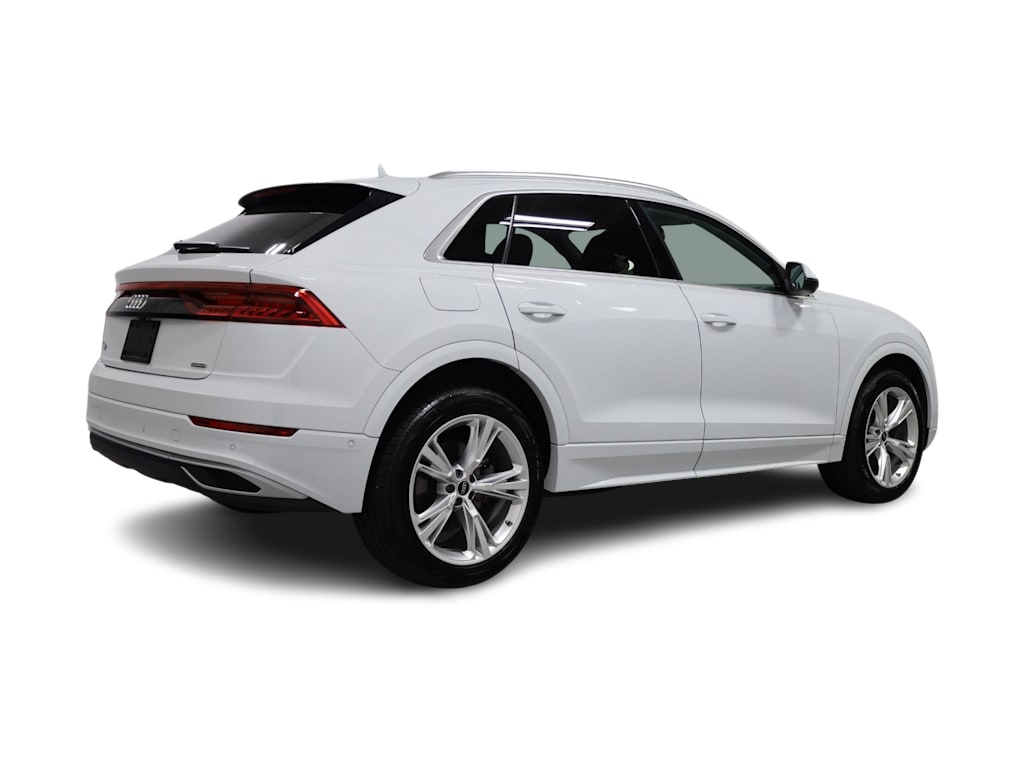 Thumbnail: 2023 Audi Q8 - 22