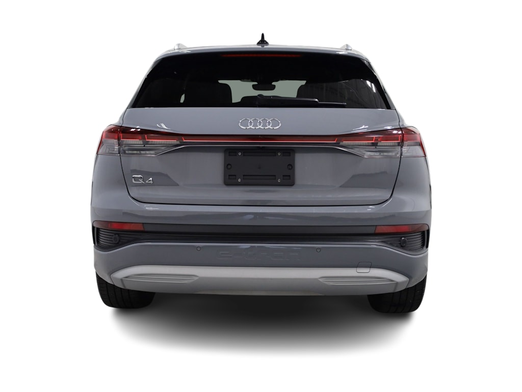 Thumbnail: 2023 Audi Q4 e-tron - 5