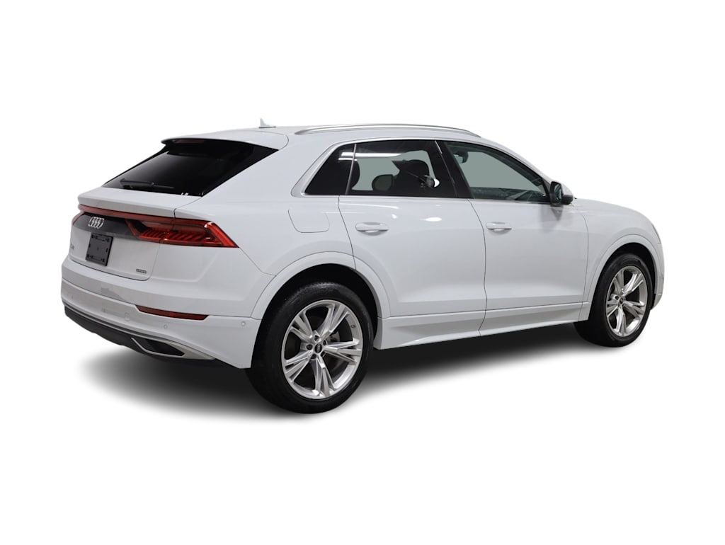 Thumbnail: 2023 Audi Q8 - 21