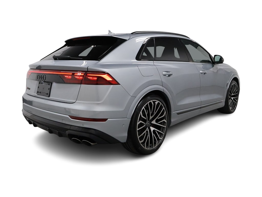 Thumbnail: 2024 Audi SQ8 - 22