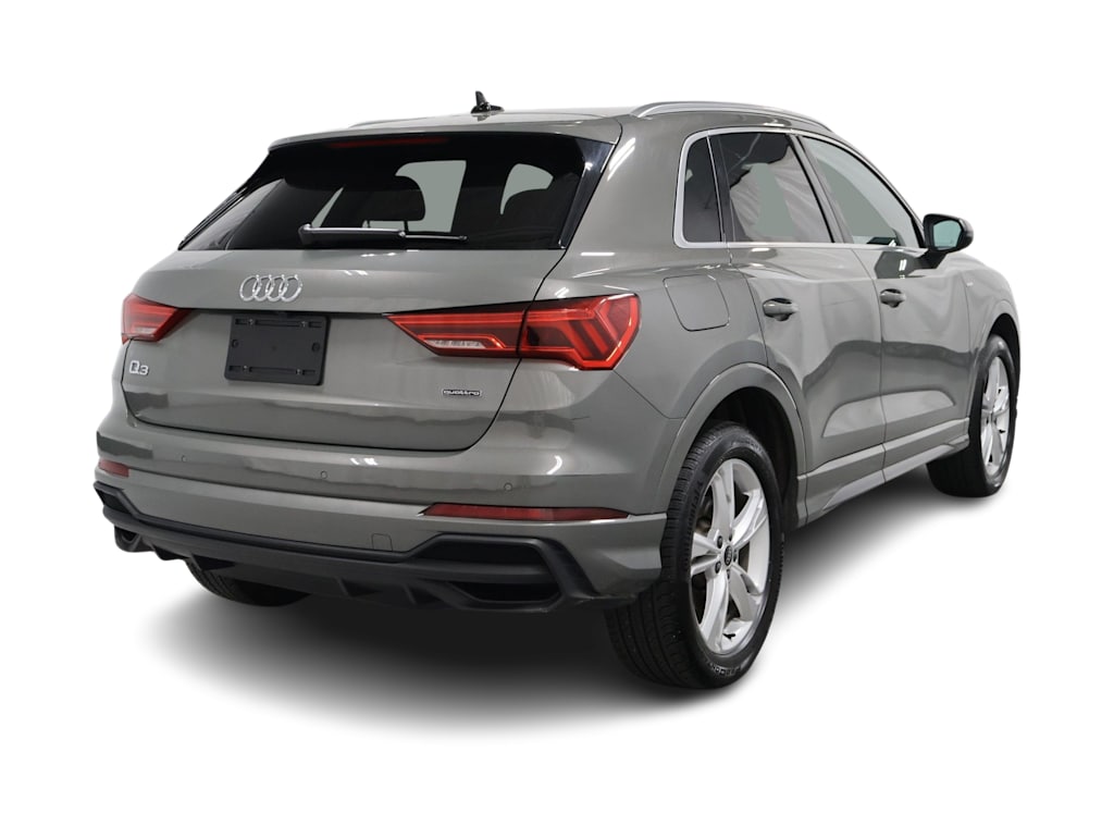 Thumbnail: 2023 Audi Q3 - 21