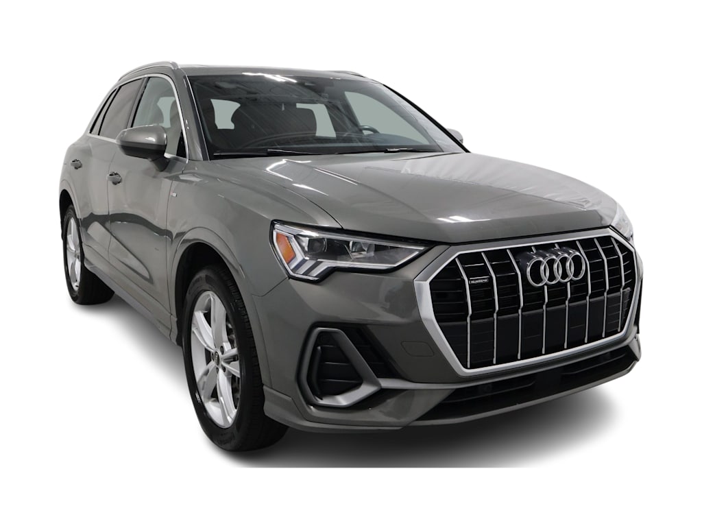 Thumbnail: 2023 Audi Q3 - 24