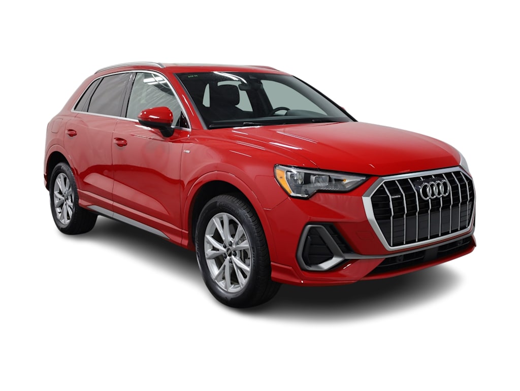 Thumbnail: 2022 Audi Q3 - 24