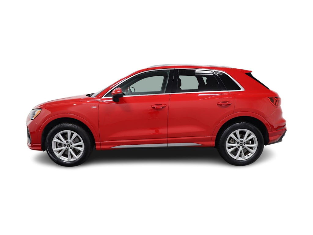 Thumbnail: 2022 Audi Q3 - 3