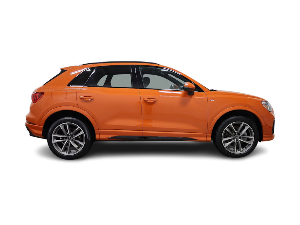 Thumbnail: 2025 Audi Q3 - 22