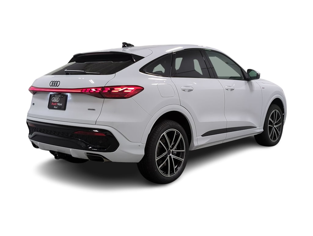 Thumbnail: 2026 Audi Q5 - 23
