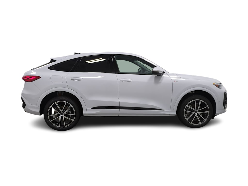 Thumbnail: 2026 Audi Q5 - 24