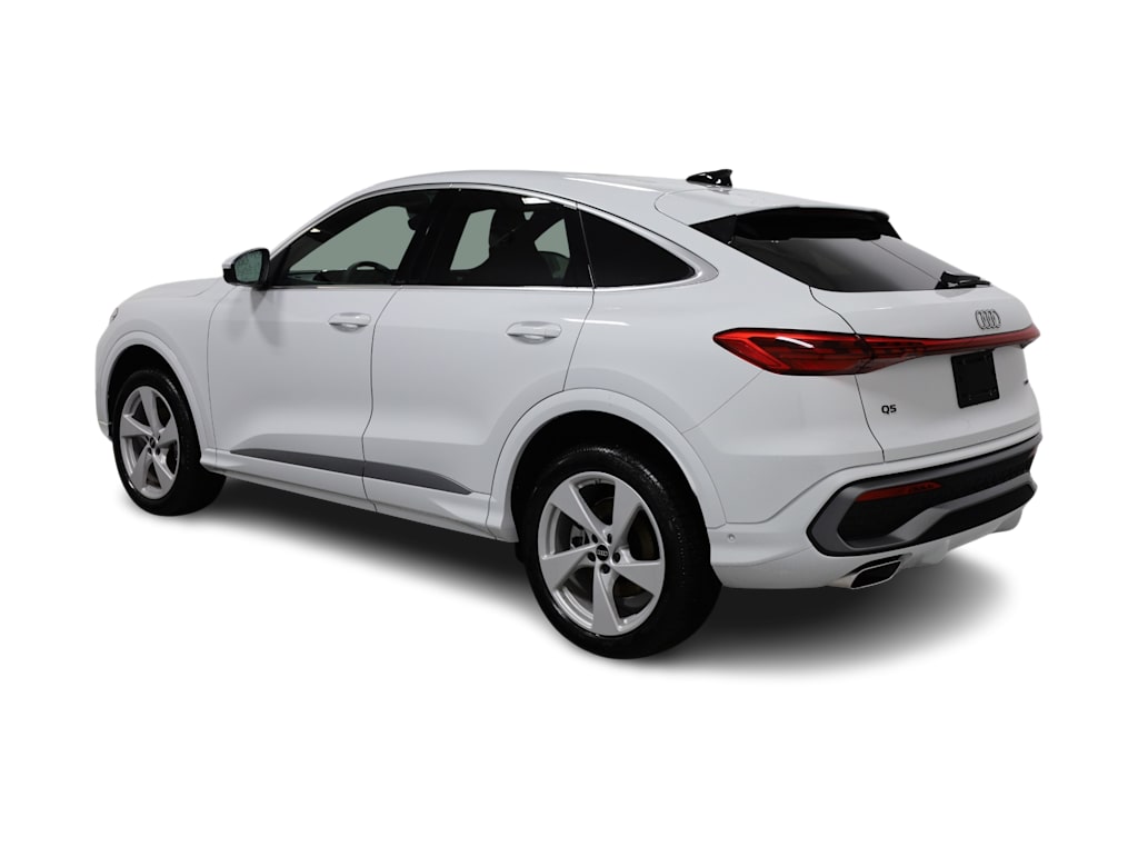 Thumbnail: 2025 Audi Q5 - 4