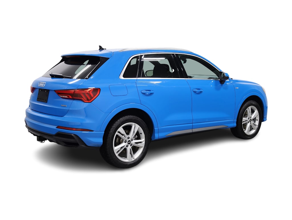 Thumbnail: 2023 Audi Q3 - 21