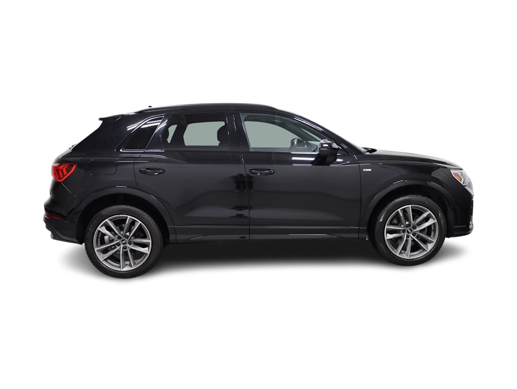2023 Audi Q3 Premium Plus 23