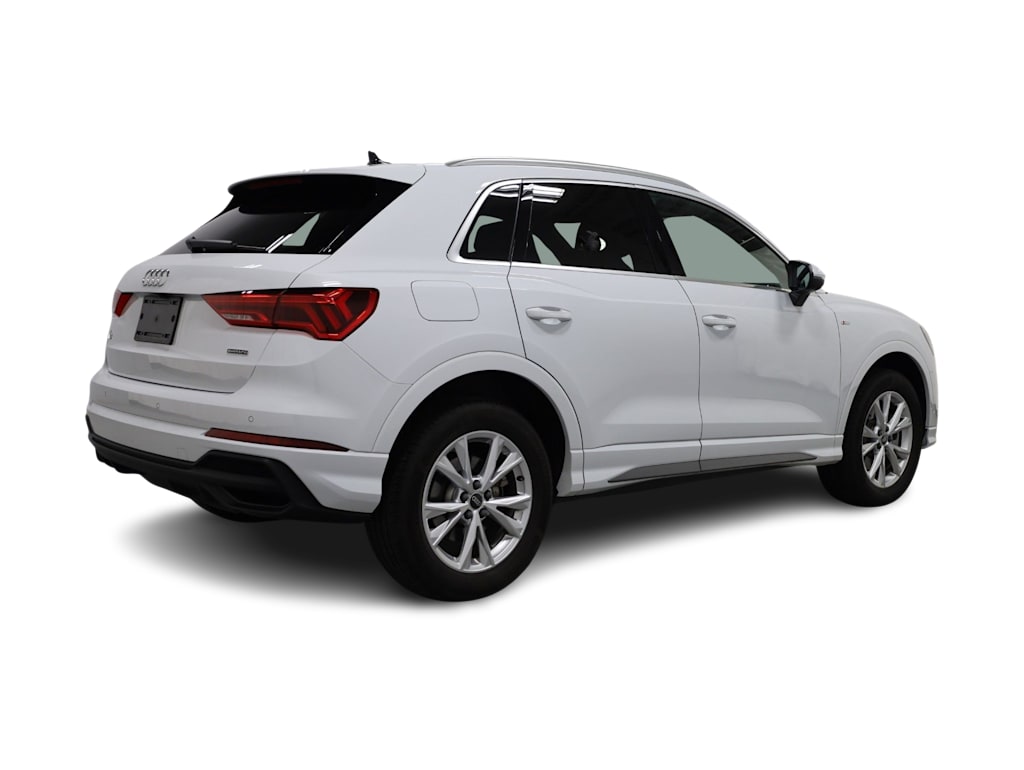 Thumbnail: 2025 Audi Q3 - 22