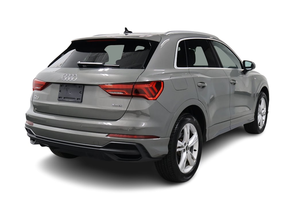 Thumbnail: 2023 Audi Q3 - 22