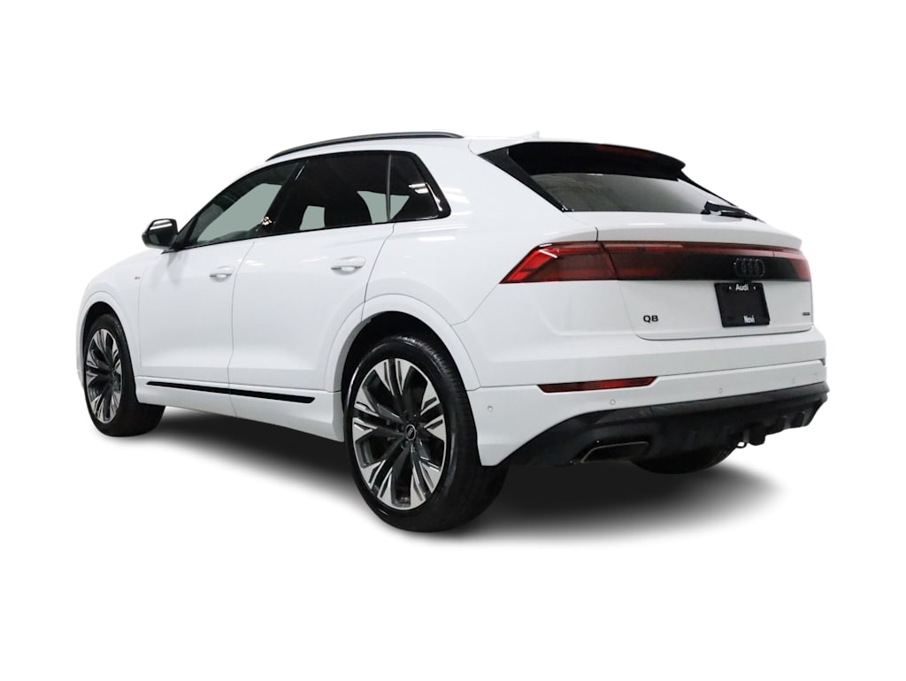 Thumbnail: 2026 Audi Q8 - 4