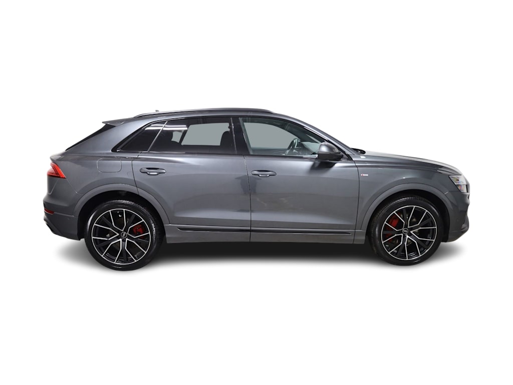Thumbnail: 2023 Audi Q8 - 23