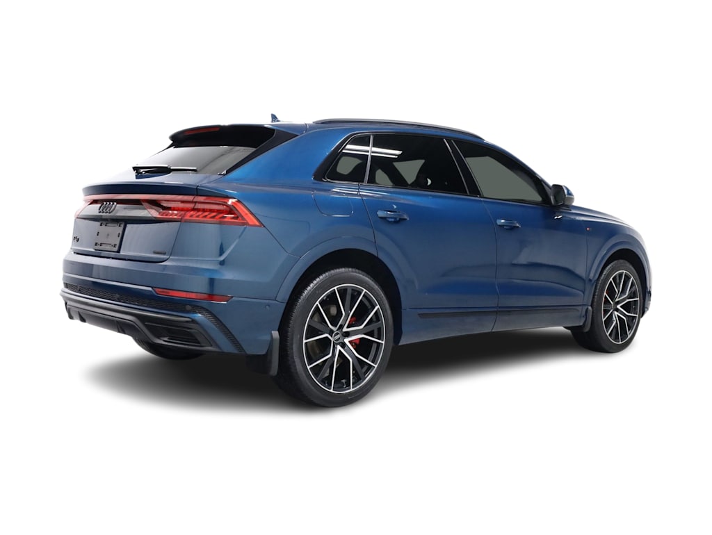 Thumbnail: 2022 Audi Q8 - 22