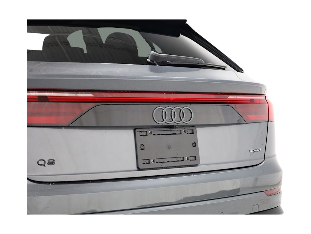 Thumbnail: 2026 Audi Q8 - 21