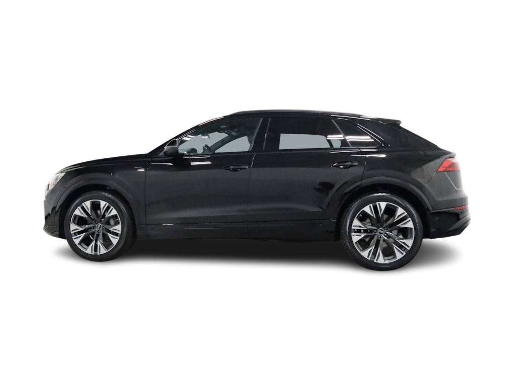 Thumbnail: 2026 Audi Q8 - 3