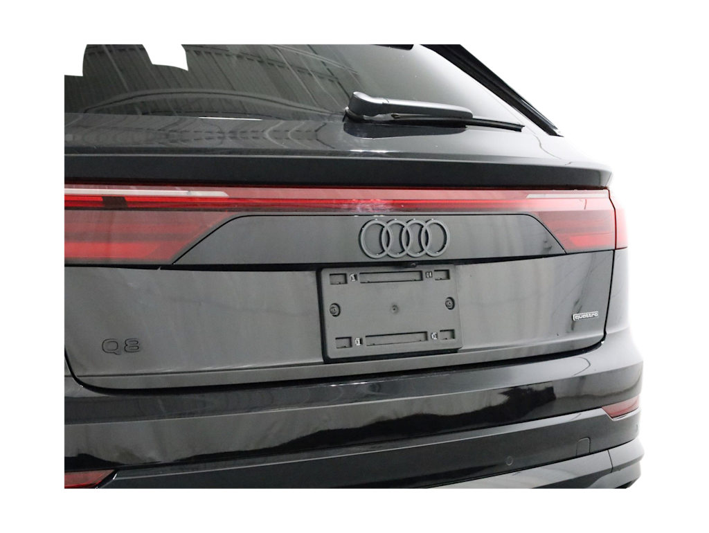 Thumbnail: 2026 Audi Q8 - 21