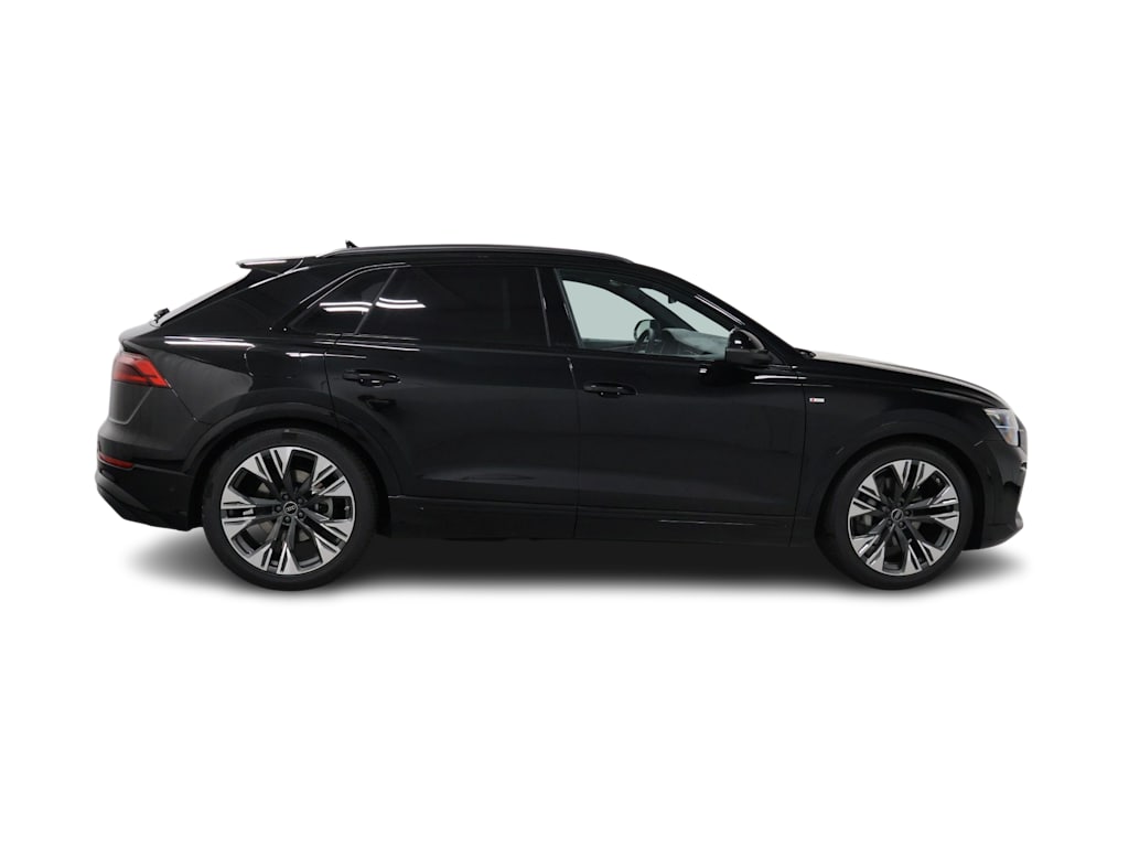 Thumbnail: 2026 Audi Q8 - 23